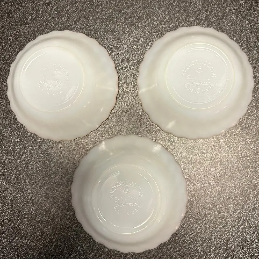 Set of 3 Vintage Anchor Hocking Oven Ware Suburbia Gold Trim Swirl Desert Bowls